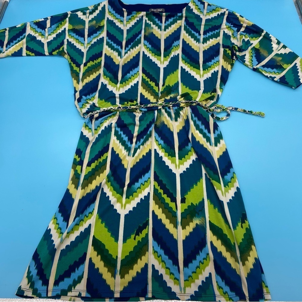Roz & Ali Chevron Patterned Women’s Dress Blue Green Size 6 - Picture 4 of 8